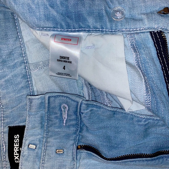 Express Super High Waisted Paperbag Tie Jean Shorts - Picture 6 of 8